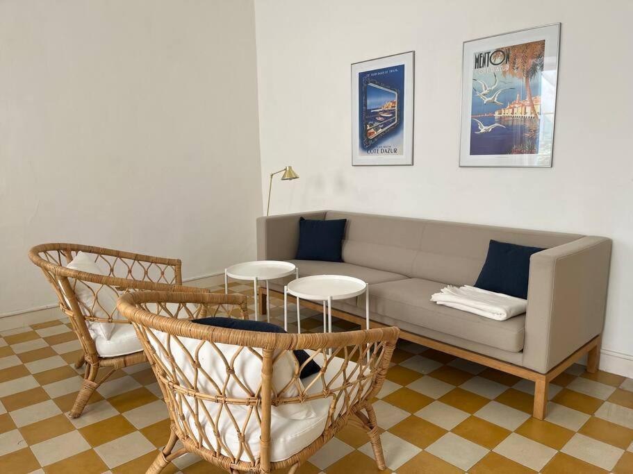 Beautiful Garden Apartment Steps From The Beach Menton Eksteriør bilde