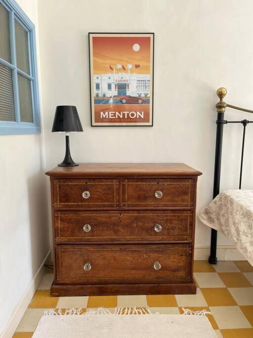 Beautiful Garden Apartment Steps From The Beach Menton Eksteriør bilde