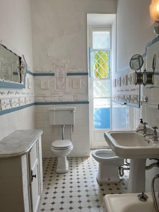 Beautiful Garden Apartment Steps From The Beach Menton Eksteriør bilde